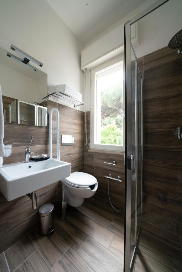 Alta Marea Hotel Milano Marittima Bagian luar foto