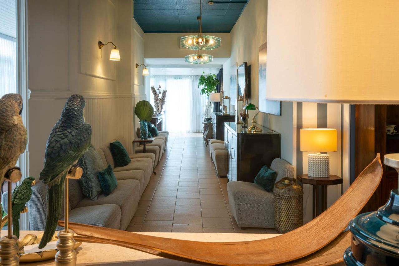 Alta Marea Hotel Milano Marittima Bagian luar foto