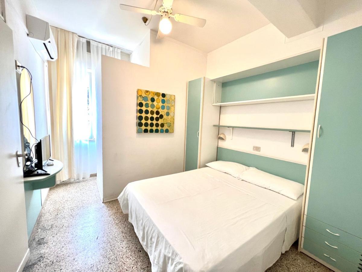 Alta Marea Hotel Milano Marittima Bagian luar foto